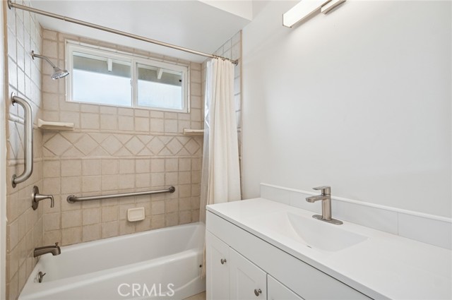 33182 Blue Fin Drive, Dana Point CA: https://media.crmls.org/medias/a3261f5e-7341-4cc3-95a1-d3354582d162.jpg