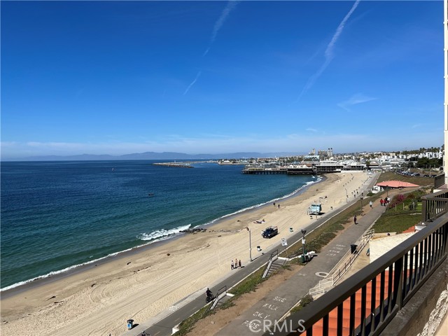 Stunning ocean & redondo beach pier views