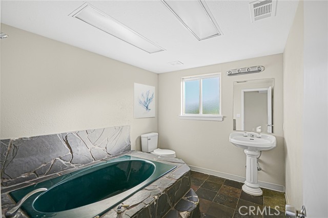 Detail Gallery Image 21 of 24 For 16395 Allthorn, Hesperia,  CA 92345 - 4 Beds | 2 Baths