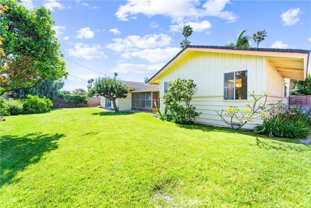 Detail Gallery Image 12 of 57 For 9521 Royal Palm Bld, Garden Grove,  CA 92841 - 4 Beds | 2/1 Baths