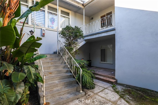 Detail Gallery Image 2 of 17 For 1014 E Carson, Long Beach,  CA 90807 - 2 Beds | 1 Baths