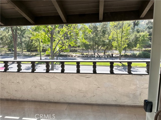 Detail Gallery Image 5 of 14 For 31579 Lindero Canyon Rd #7,  Westlake Village,  CA 91361 - 3 Beds | 2 Baths