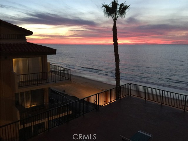 531 Esplanade, Redondo Beach, California 90277, 2 Bedrooms Bedrooms, ,1 BathroomBathrooms,Residential,Sold,Esplanade,PV16751754