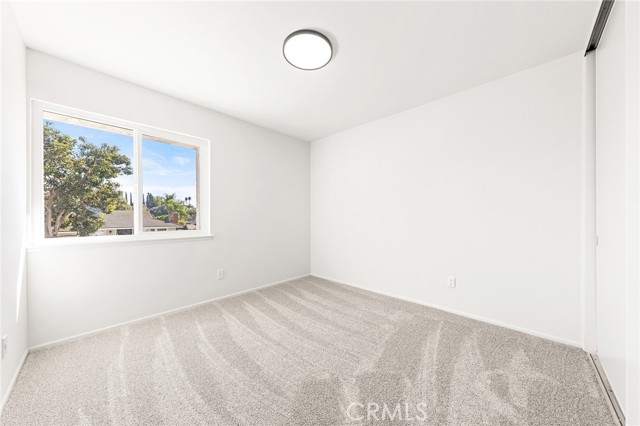 Image 40 of 56 For 19841 Lombardy Lane