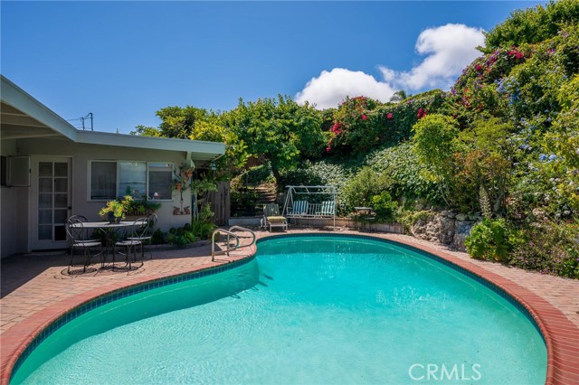 1 Bridle Lane, Rancho Palos Verdes, California 90275, 3 Bedrooms Bedrooms, ,1 BathroomBathrooms,Residential,Sold,Bridle,SB22113109
