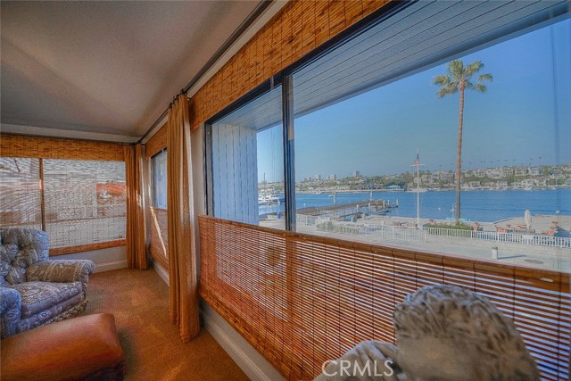 2137 Channel Road, Newport Beach CA: https://media.crmls.org/medias/a32999dc-2e1f-41dc-960d-c57ac94911c0.jpg