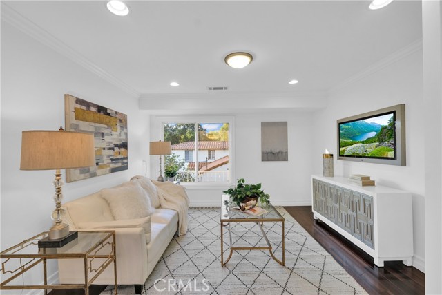 801 S Michillinda Avenue, Pasadena CA: https://media.crmls.org/medias/a32a03ec-4591-48e9-bb55-35c122d6a68b.jpg