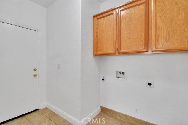 1882 Hunji Drive, Yuba City CA: https://media.crmls.org/medias/a32a79ad-bf79-4271-8261-6055c3dd7fc9.jpg