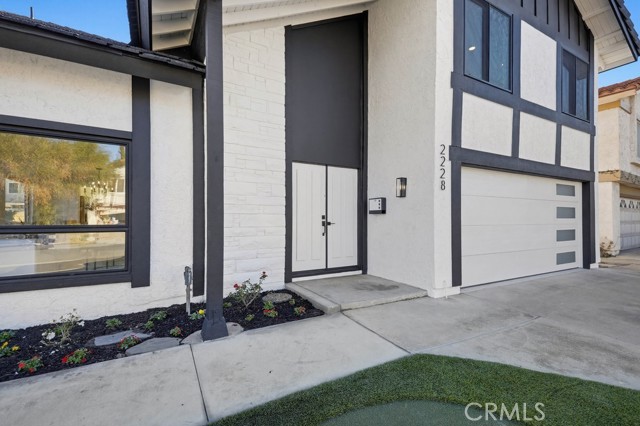 Detail Gallery Image 5 of 48 For 2228 E Nyon Ave, Anaheim,  CA 92806 - 5 Beds | 2/1 Baths