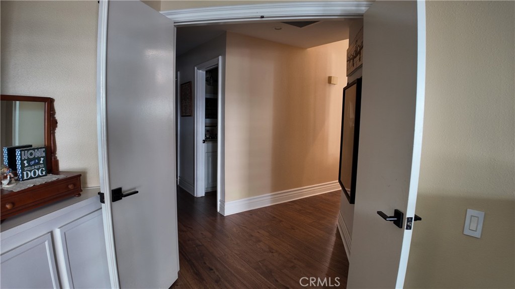 https://media.crmls.org/medias/a32bc566-2680-4b98-ac0b-18271ef7349a.jpg?preset=X-Large