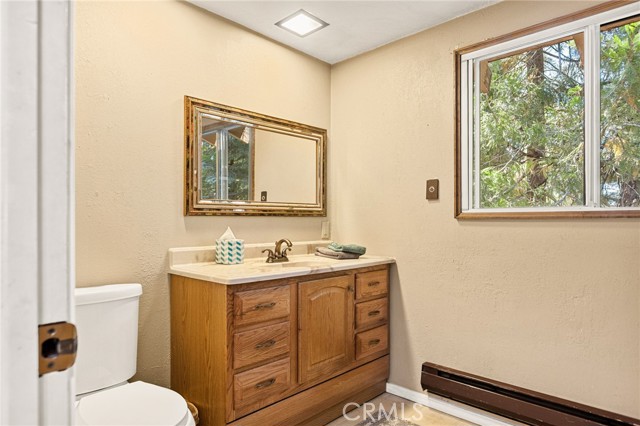 Detail Gallery Image 23 of 40 For 31413 Overhill Dr, Running Springs,  CA 92382 - 5 Beds | 2 Baths