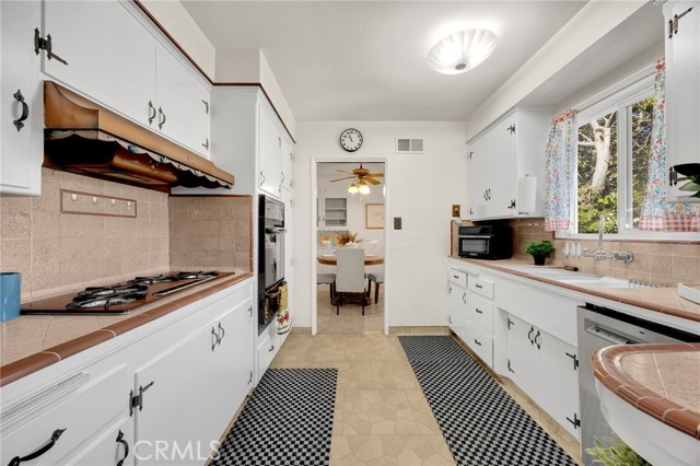 Detail Gallery Image 7 of 23 For 14518 Arlee Ave, Norwalk,  CA 90650 - 3 Beds | 2 Baths