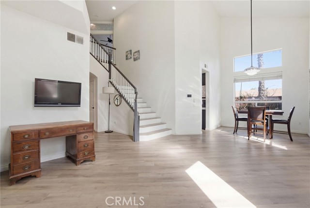 Detail Gallery Image 3 of 41 For 9200 Lantana Dr, Corona,  CA 92883 - 4 Beds | 3 Baths