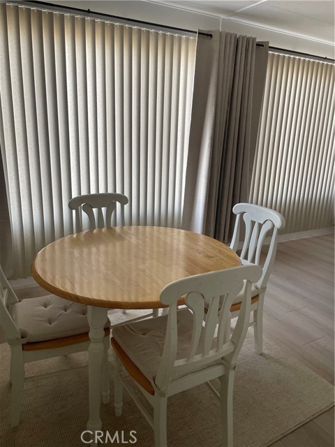 Detail Gallery Image 4 of 16 For 4095 Fruit St #870,  La Verne,  CA 91750 - 2 Beds | 2 Baths