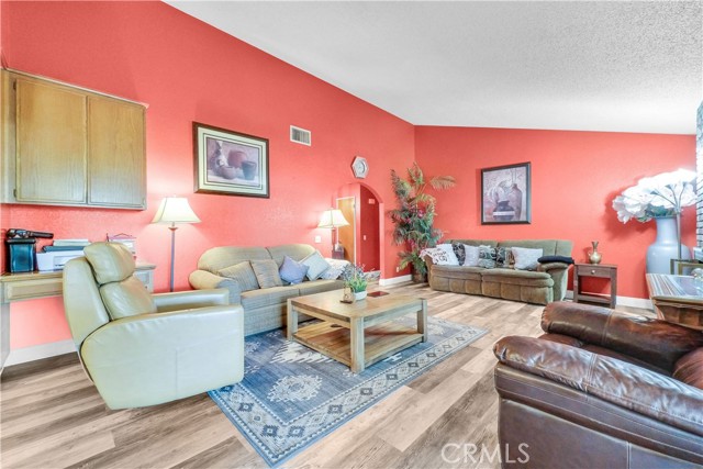 Detail Gallery Image 10 of 41 For 18510 Brown St, Perris,  CA 92570 - 3 Beds | 2 Baths