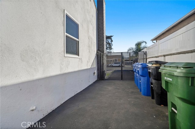 Detail Gallery Image 27 of 46 For 7323 Camellia Ave, North Hollywood,  CA 91605 - – Beds | – Baths