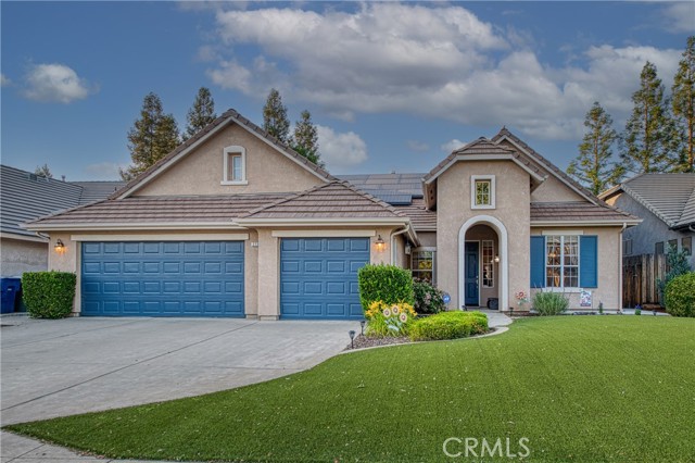 2737 Sussex Avenue, Clovis CA: https://media.crmls.org/medias/a32ed961-1196-4810-aab4-32ebdf9900e4.jpg
