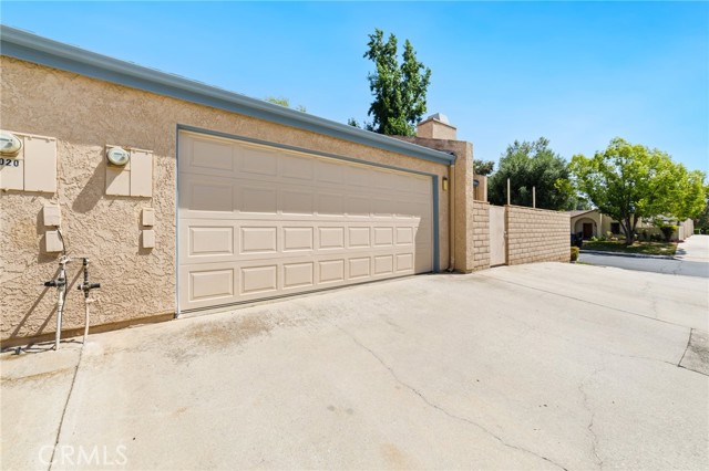 1024 Ardmore Circle, Redlands CA: https://media.crmls.org/medias/a32f20ab-46e5-4956-992c-aa87309a22c6.jpg