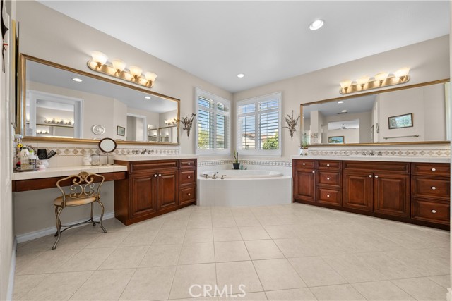 Detail Gallery Image 21 of 36 For 259 Trellis Pl, Camarillo,  CA 93012 - 5 Beds | 4/1 Baths