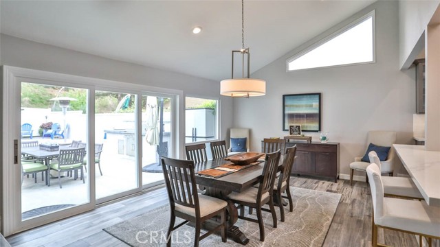 204 Calle Del Juego, San Clemente CA: https://media.crmls.org/medias/a330a952-b56b-4060-8d91-afba25895204.jpg