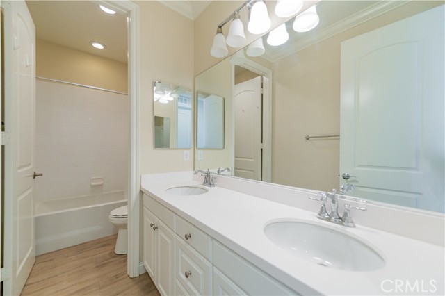 Detail Gallery Image 18 of 30 For 208 Bridlewood, Irvine,  CA 92612 - 3 Beds | 2/1 Baths