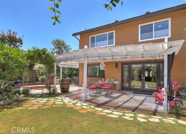 Detail Gallery Image 4 of 14 For 14581 Mulberry Ave, Irvine,  CA 92606 - 4 Beds | 4 Baths