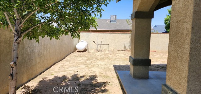 Detail Gallery Image 5 of 45 For 7349 Dogwood Ave, California City,  CA 93505 - 3 Beds | 2 Baths