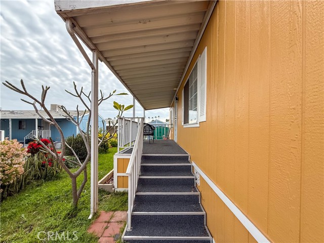 Detail Gallery Image 4 of 62 For 1855 E Riverside #130,  Ontario,  CA 91761 - 4 Beds | 2 Baths