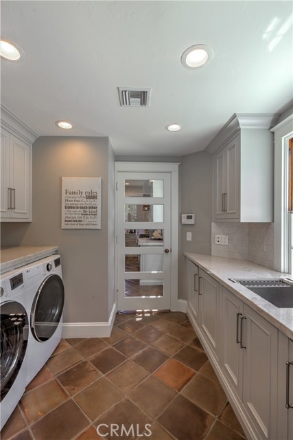 Detail Gallery Image 48 of 50 For 1205 W Highland Ave, Redlands,  CA 92373 - 4 Beds | 3/2 Baths