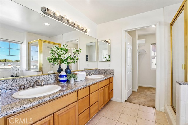 15908 Halldale, B photo 29