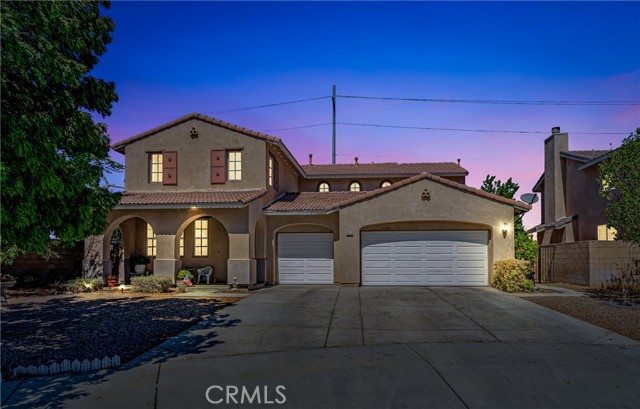 Detail Gallery Image 2 of 60 For 4827 Jade Ct, Lancaster,  CA 93536 - 4 Beds | 3 Baths