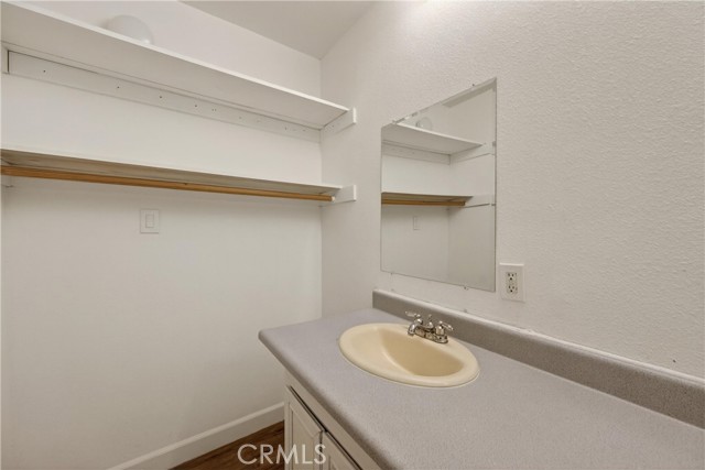 Detail Gallery Image 26 of 36 For 513 Lookout, Lake Elsinore,  CA 92530 - 3 Beds | 1/1 Baths