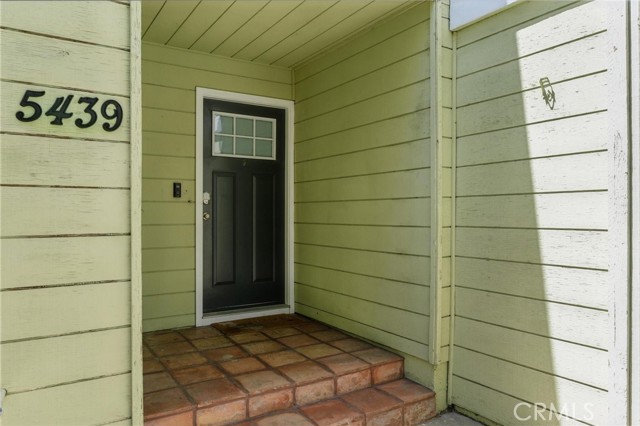 5439 S La Cienega Boulevard, Ladera Heights CA: https://media.crmls.org/medias/a3350695-3be2-4ad3-b2e8-9c35dd716f93.jpg