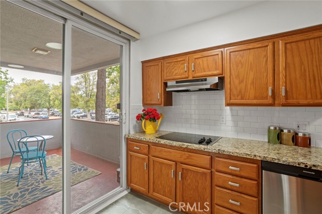 4915 Tyrone Avenue, Sherman Oaks CA: https://media.crmls.org/medias/a33513c1-1c4a-4eb7-bd0a-3822b7e4dc6a.jpg
