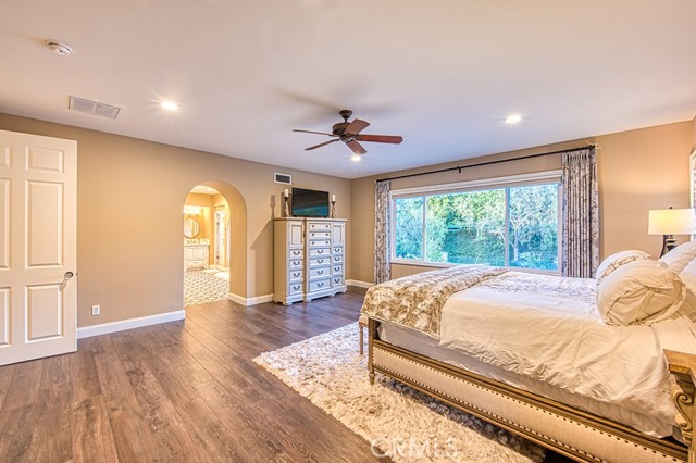 Detail Gallery Image 17 of 34 For 22 Marble Creek Ln, Coto de Caza,  CA 92679 - 5 Beds | 4 Baths