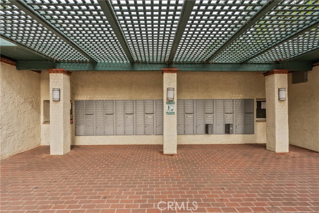 Detail Gallery Image 36 of 40 For 5700 Etiwanda #148,  Tarzana,  CA 91356 - 2 Beds | 1/1 Baths