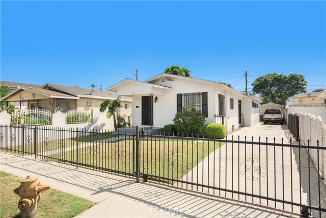632 E 87th, Los Angeles CA: https://media.crmls.org/medias/a3371131-0a1a-47dd-86db-e4e8e878c3cd.jpg