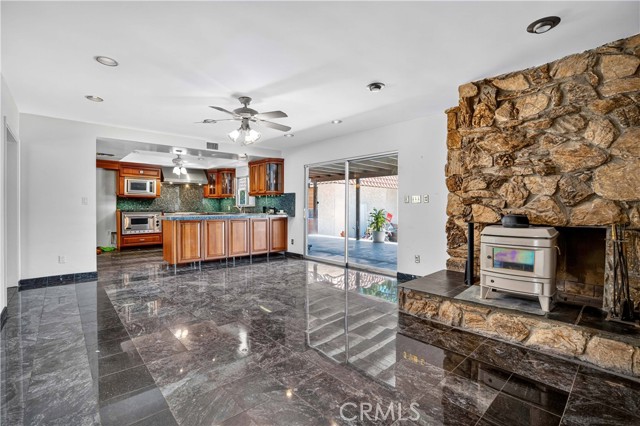 Detail Gallery Image 7 of 21 For 17558 Lahey St, Granada Hills,  CA 91344 - 5 Beds | 4 Baths