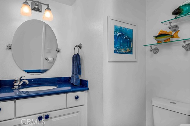 420 Palos Verdes Boulevard, Redondo Beach CA: https://media.crmls.org/medias/a337c3c0-580f-414a-97f2-11a6c271de25.jpg