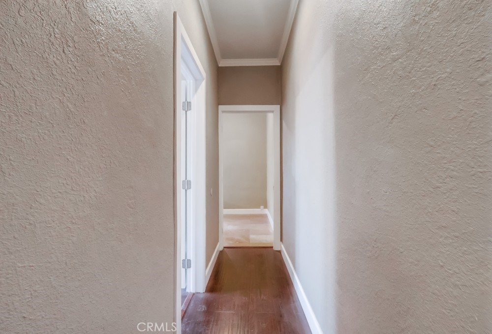 https://media.crmls.org/medias/a338183b-9c90-4170-9555-0fb852721b04.jpg?preset=X-Large