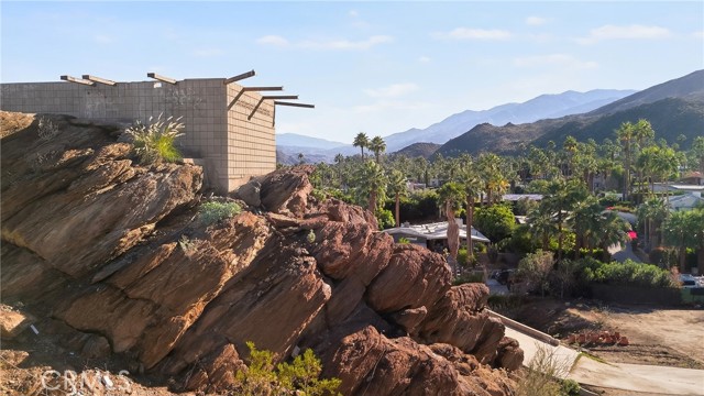 Detail Gallery Image 55 of 60 For 1 Ridge Road, Palm Springs,  CA 92264 - – Beds | – Baths