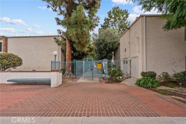 Detail Gallery Image 35 of 40 For 5700 Etiwanda #148,  Tarzana,  CA 91356 - 2 Beds | 1/1 Baths