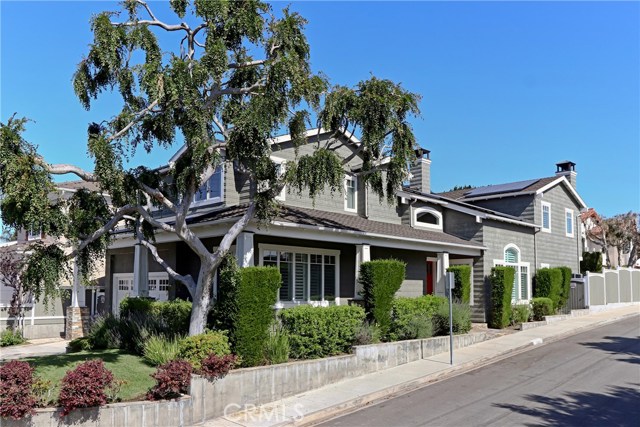 1161 9th Street, Manhattan Beach, California 90266, 5 Bedrooms Bedrooms, ,5 BathroomsBathrooms,Residential,Sold,9th,SB17091781