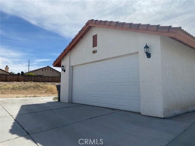 1340 Oasis Drive, Barstow CA: https://media.crmls.org/medias/a33a44fa-7ec0-4cb9-b59a-df168a02fa29.jpg