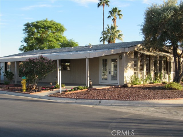 Detail Gallery Image 1 of 25 For 42090 Diadomite Way, Palm Desert,  CA 92260 - 2 Beds | 2 Baths