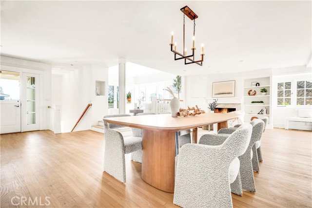 432 Holly Street, Laguna Beach CA: https://media.crmls.org/medias/a33bacae-070d-4250-bac1-c87487bfd2c1.jpg
