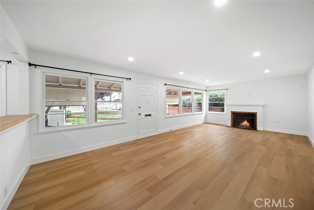 795 Saint Anns Drive, Laguna Beach CA: https://media.crmls.org/medias/a33c0417-56fb-4879-987c-14bdad4cb9e0.jpg
