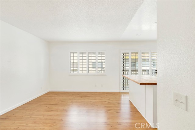 Detail Gallery Image 11 of 31 For 12 Sunstream, Irvine,  CA 92603 - 2 Beds | 2/1 Baths