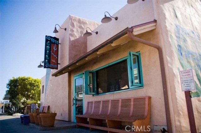 31685 3RD Avenue, Laguna Beach CA: https://media.crmls.org/medias/a33d6c16-7421-4a2d-87bd-09ea307023fa.jpg