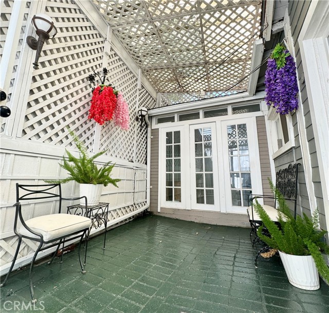 Detail Gallery Image 8 of 8 For 8956 1/2 Norma Place Pl, West Hollywood,  CA 90069 - 0 Beds | 1 Baths